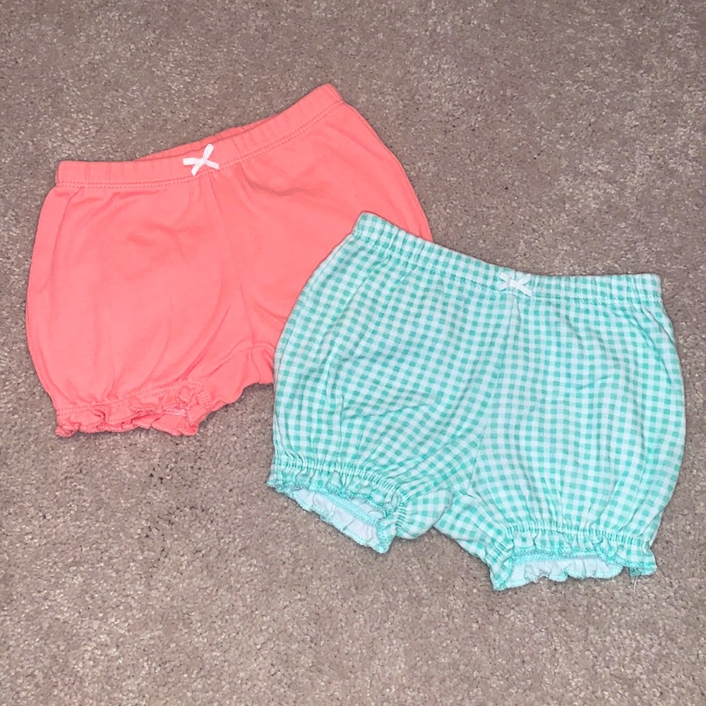 Set of Two Carter’s Baby Girl Shorts - 6 months
